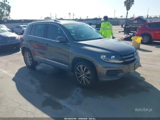 VOLKSWAGEN VOLKSWAGEN TIGUAN SE