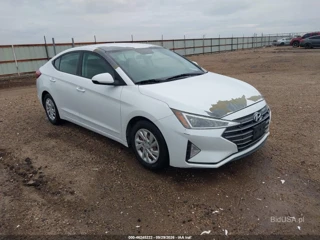 HYUNDAI HYUNDAI ELANTRA SE