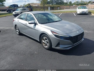 HYUNDAI HYUNDAI ELANTRA SE