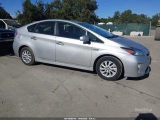 TOYOTA TOYOTA PRIUS PLUG-IN