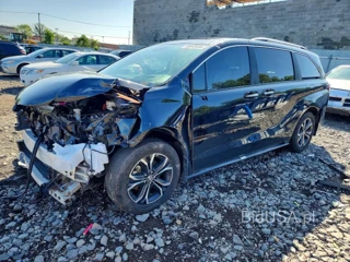 TOYOTA SIENNA PLATINUM 7-PASSENGER