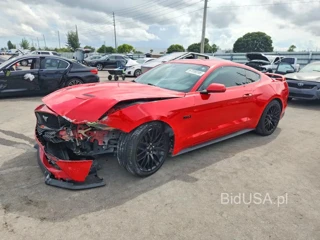 FORD MUSTANG GT