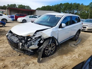 MITSUBISHI OUTLANDER SE