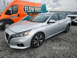 NISSAN ALTIMA SL
