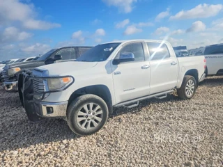TOYOTA TUNDRA CREWMAX LIMITED