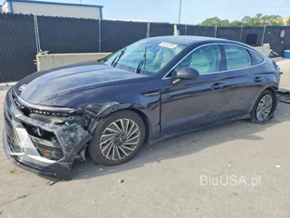 HYUNDAI SONATA HYBRID SEL