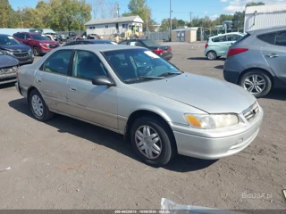 TOYOTA TOYOTA CAMRY LE