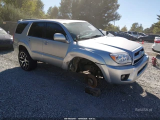 TOYOTA TOYOTA 4RUNNER LIMITED V8