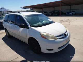 TOYOTA TOYOTA SIENNA CE