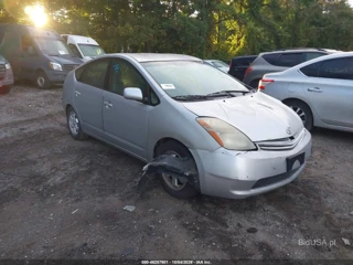 TOYOTA TOYOTA PRIUS