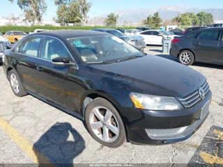 VOLKSWAGEN VOLKSWAGEN PASSAT SE