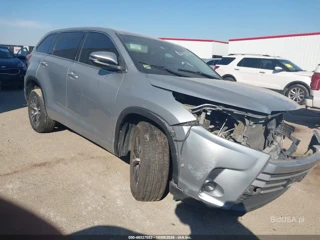 TOYOTA TOYOTA HIGHLANDER LE