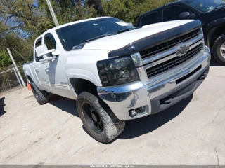 CHEVROLET CHEVROLET SILVERADO 2500HD LT