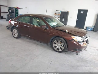 CHRYSLER CHRYSLER 200 TOURING