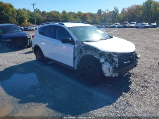TOYOTA TOYOTA RAV4 LE