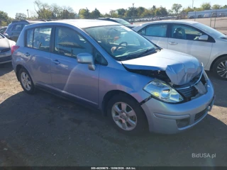 NISSAN NISSAN VERSA 1.8SL
