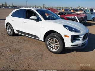 PORSCHE PORSCHE MACAN