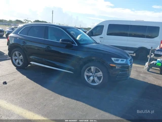 AUDI AUDI Q5 2.0T PREMIUM/2.0T TECH PREMIUM