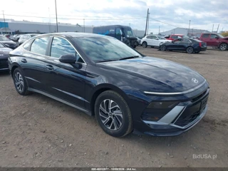 HYUNDAI HYUNDAI SONATA HYBRID BLUE