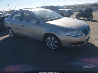 VOLKSWAGEN VOLKSWAGEN PASSAT 2.0T