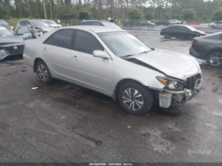 TOYOTA TOYOTA CAMRY LE