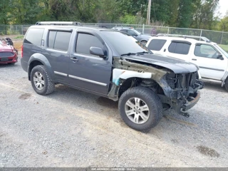 NISSAN NISSAN PATHFINDER SILVER
