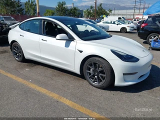 TESLA TESLA MODEL 3 STANDARD RANGE PLUS REAR-WHEEL DRIVE