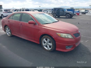 TOYOTA TOYOTA CAMRY SE