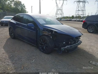 TESLA TESLA MODEL X DUAL MOTOR ALL-WHEEL DRIVE/STANDARD RANGE