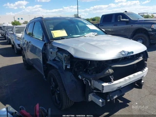 JEEP JEEP COMPASS ALTITUDE FWD