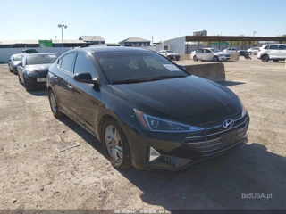 HYUNDAI HYUNDAI ELANTRA SEL
