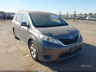 TOYOTA TOYOTA SIENNA LE V6