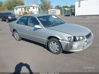 TOYOTA TOYOTA CAMRY CE
