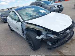 TESLA TESLA MODEL 3 LONG RANGE DUAL MOTOR ALL-WHEEL DRIVE