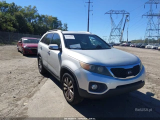 KIA KIA SORENTO LX V6
