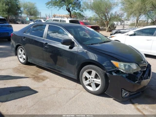 TOYOTA TOYOTA CAMRY SE