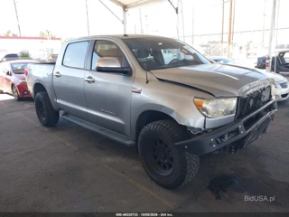 TOYOTA TOYOTA TUNDRA PLATINUM 5.7L V8