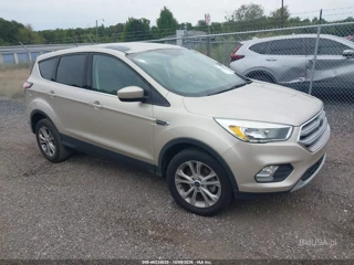 FORD FORD ESCAPE SE