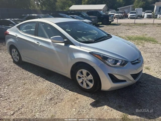 HYUNDAI HYUNDAI ELANTRA SE