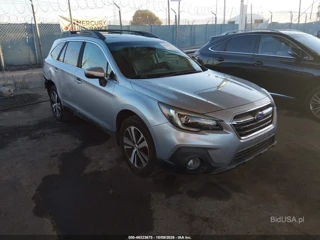 SUBARU SUBARU OUTBACK 3.6R LIMITED