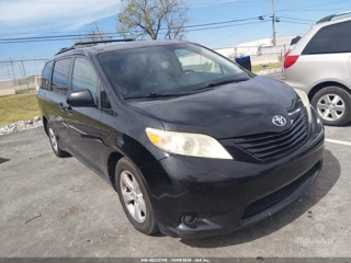 TOYOTA TOYOTA SIENNA LE 8 PASSENGER