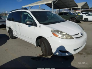 TOYOTA TOYOTA SIENNA LE
