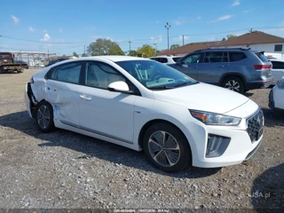HYUNDAI HYUNDAI IONIQ PLUG-IN HYBRID SE