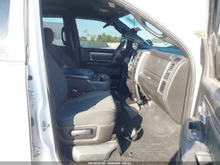 RAM RAM 1500 CLASSIC SLT