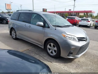 TOYOTA TOYOTA SIENNA LE 8 PASSENGER