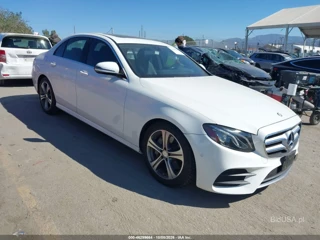 MERCEDES-BENZ MERCEDES-BENZ E 300