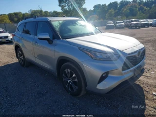 TOYOTA TOYOTA HIGHLANDER XLE