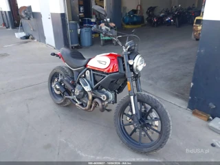 DUCATI DUCATI SCRAMBLER 800