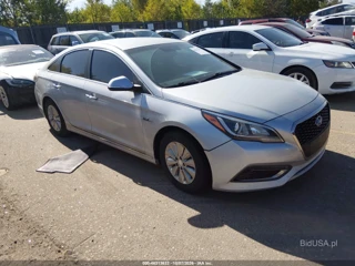 HYUNDAI HYUNDAI SONATA HYBRID SE