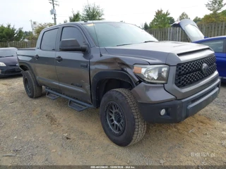 TOYOTA TOYOTA TUNDRA SR5 5.7L V8
